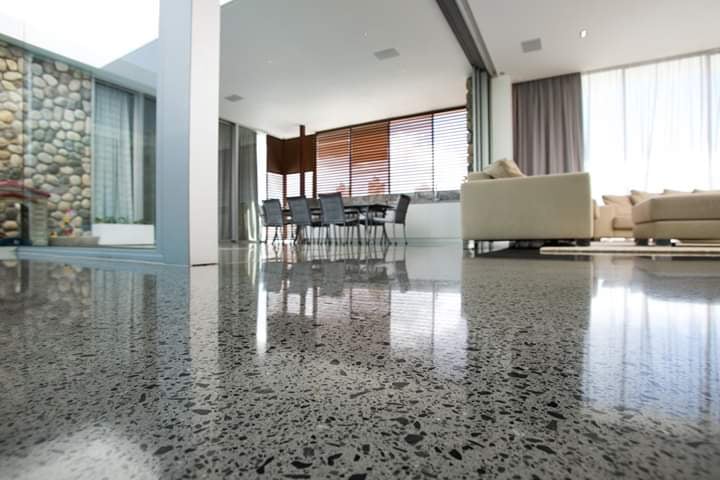 Thi công sàn vinyl chống tĩnh điện